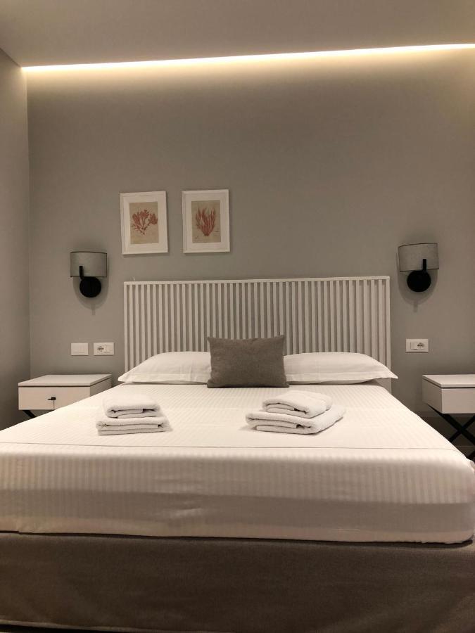 Dukes Albania Hotel Radhimë Eksteriør billede