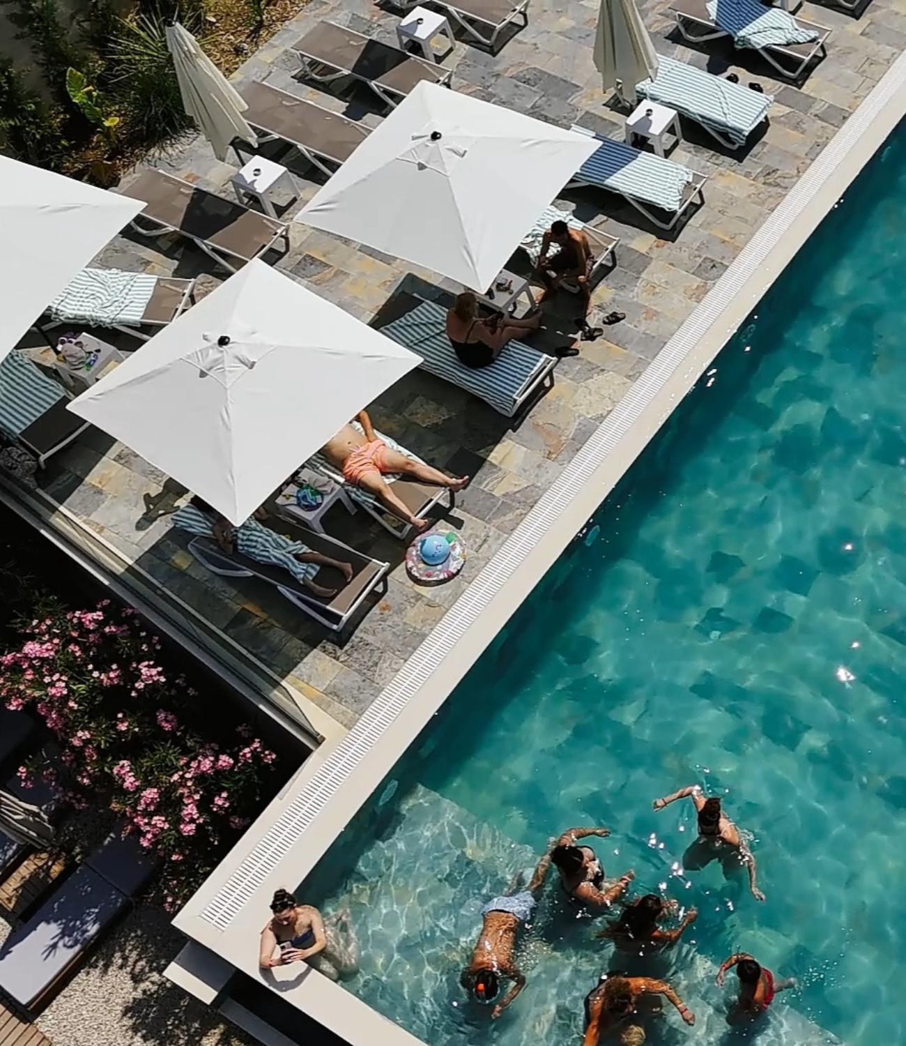 Dukes Albania Hotel Radhimë Eksteriør billede