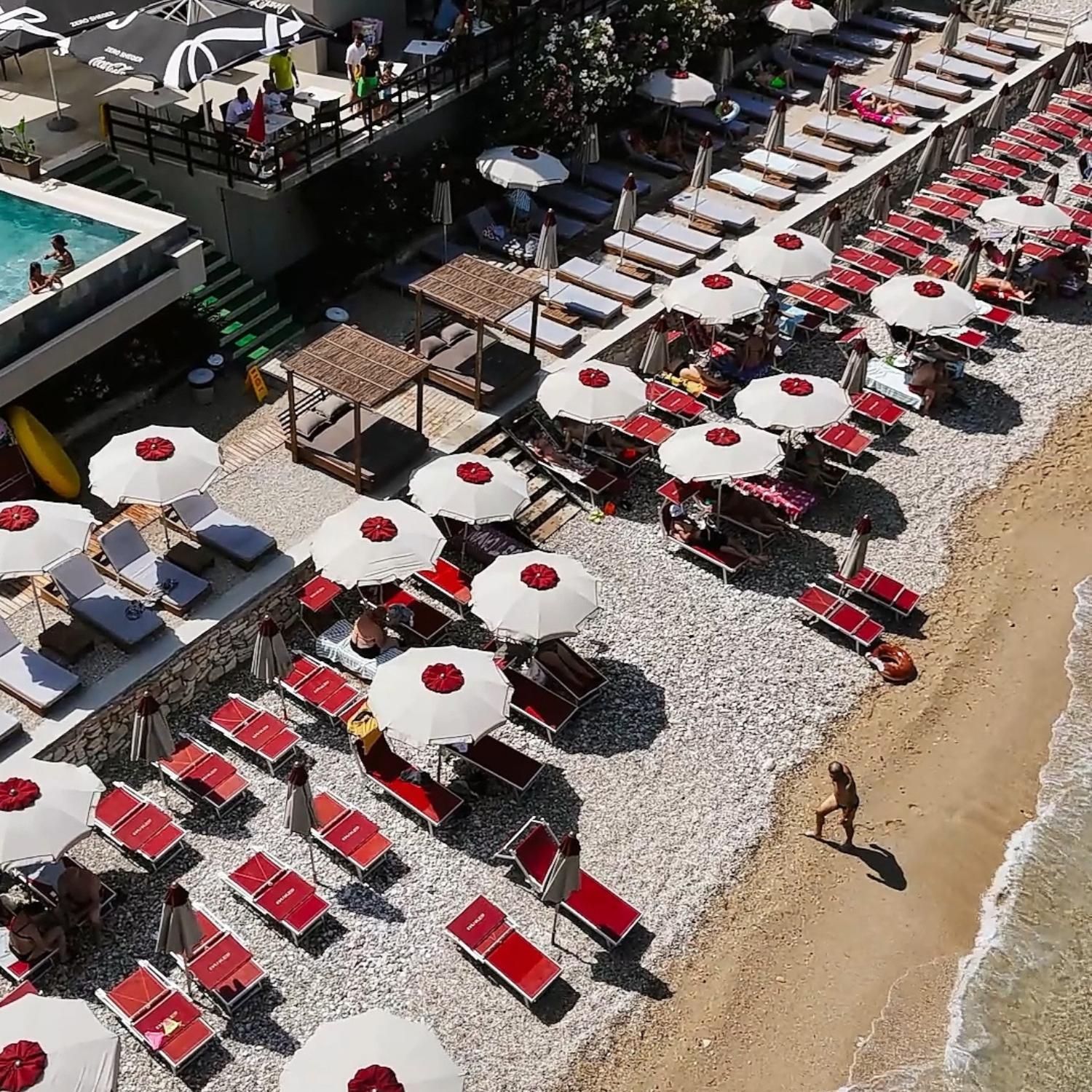 Dukes Albania Hotel Radhimë Eksteriør billede